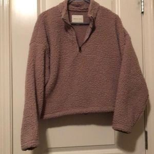 Like new American Eagle pullover lavender sz M